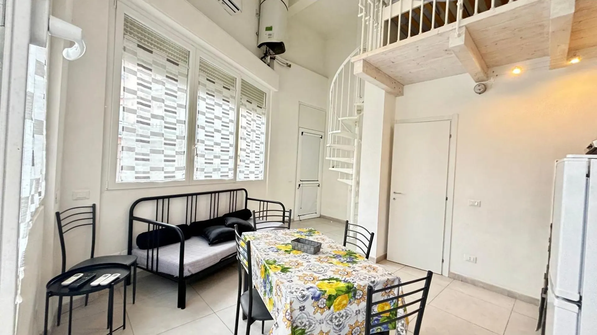 8 Lofts - Apartments - 1 La Spezia Italy