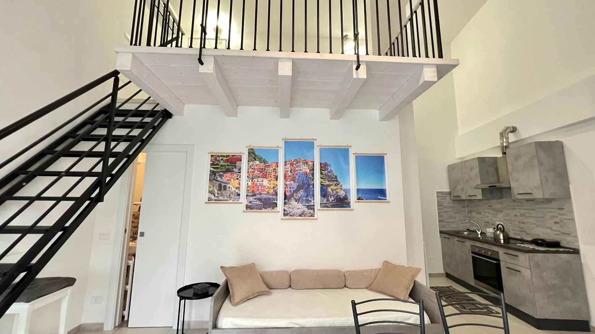 8 Lofts - Apartments - 1 La Spezia Italy