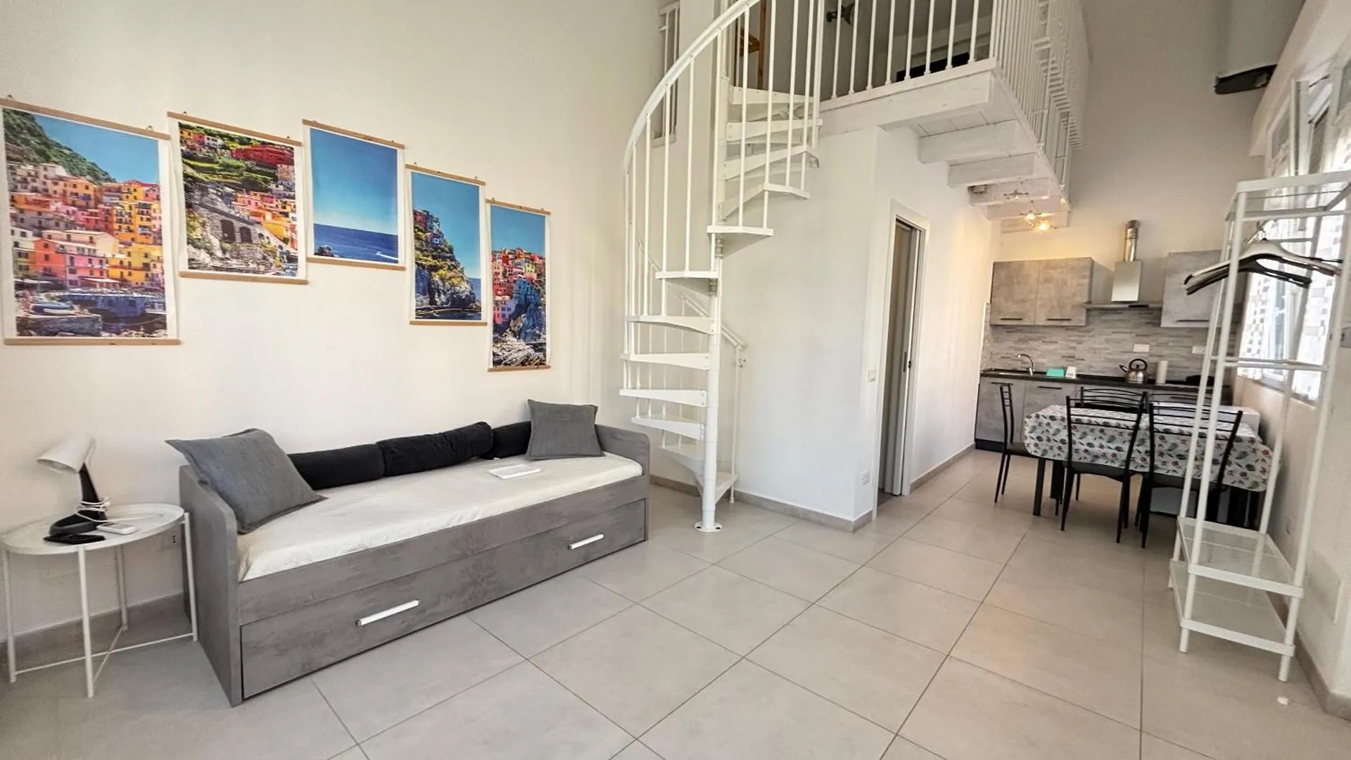 8 Lofts - Apartments - 1 La Spezia Italy