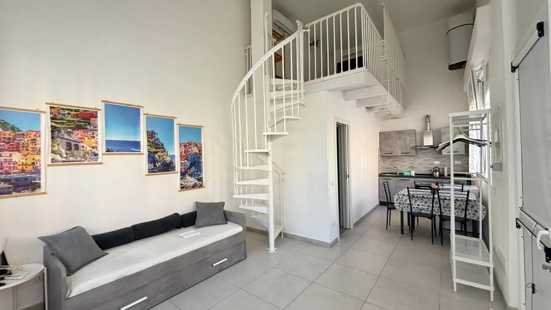 8 Lofts - Apartments - 1 La Spezia Italy